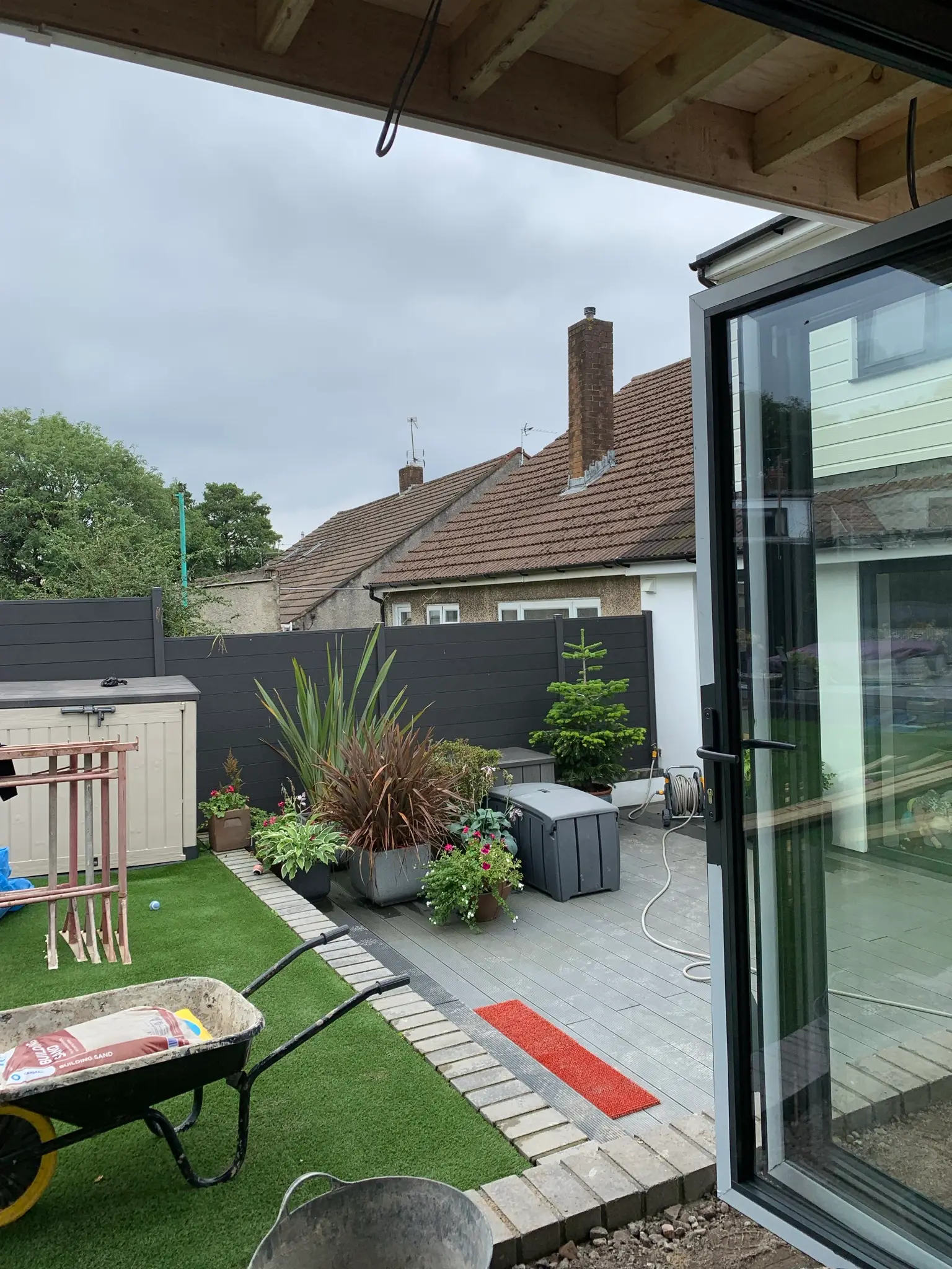 Single-storey rear extension with bi-fold doors